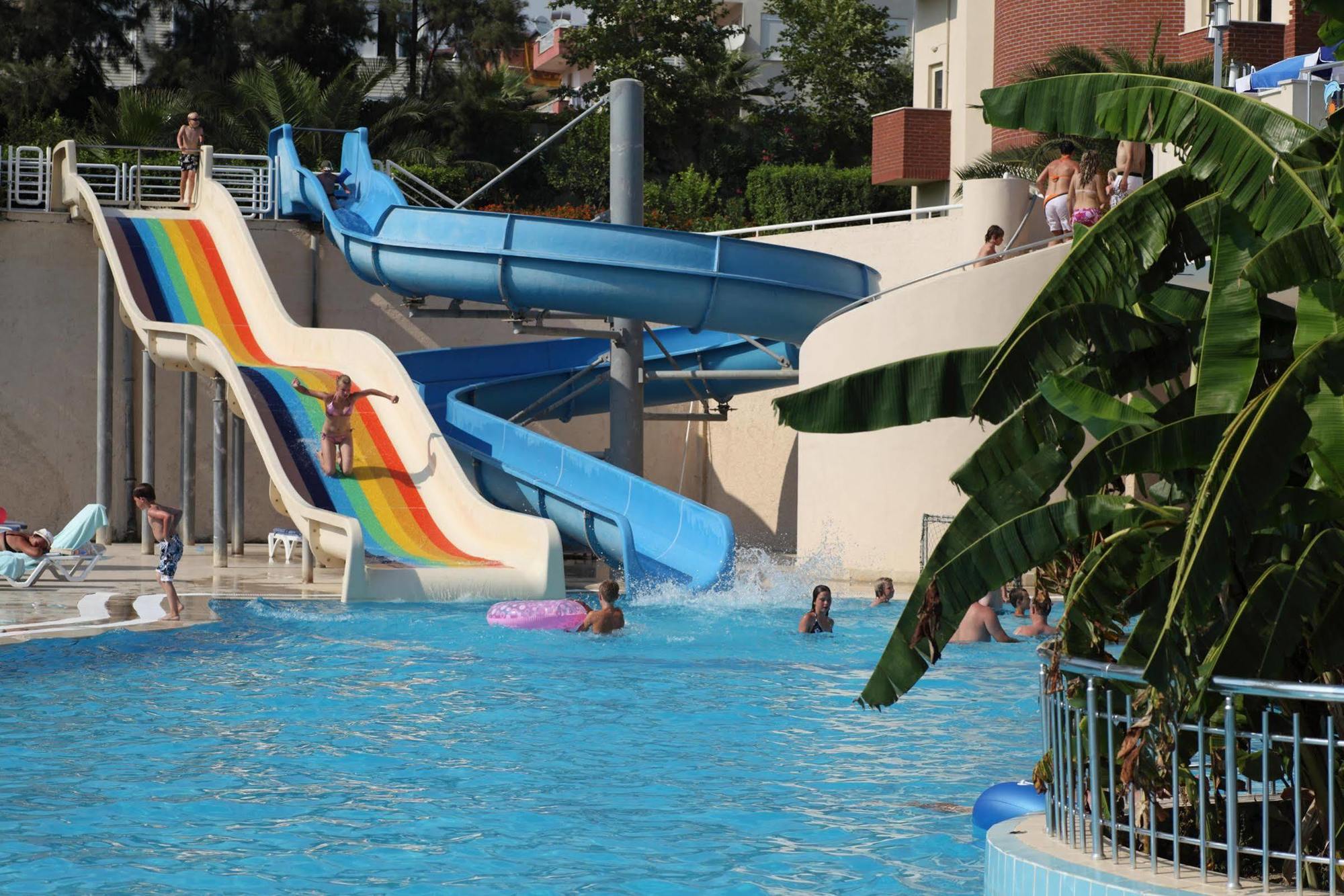 Serenis Resort