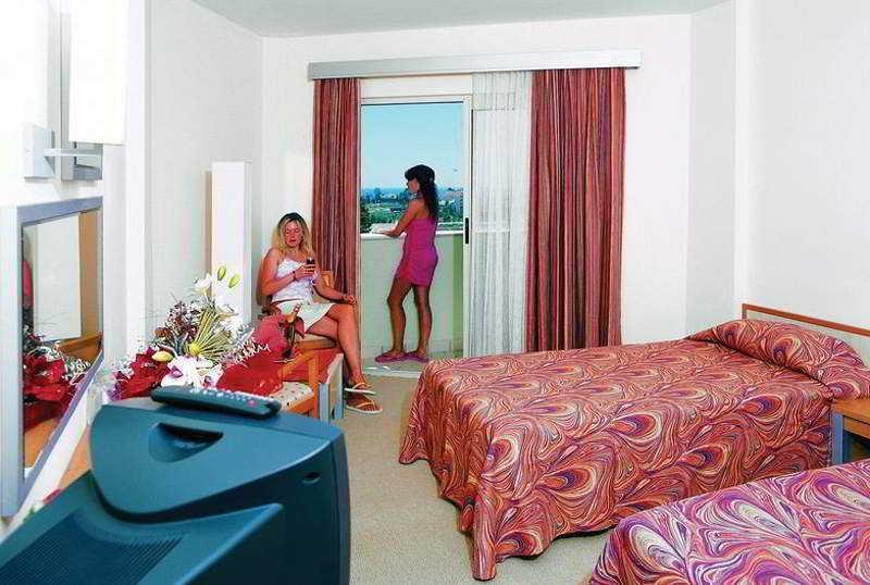 Resort Serenis Side