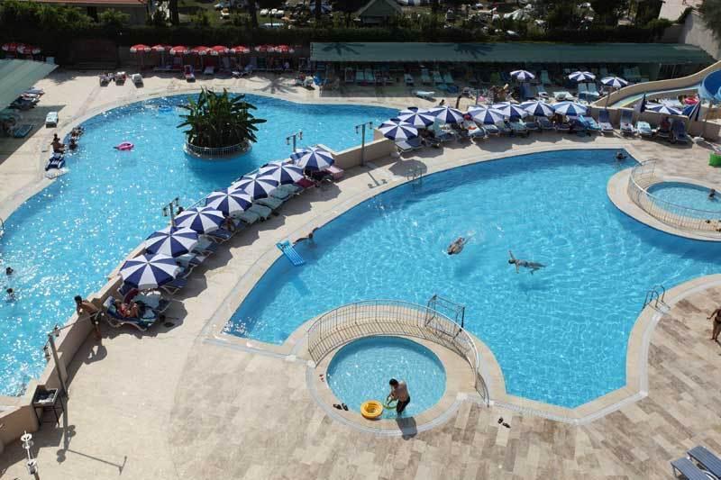 Resort Serenis 5*