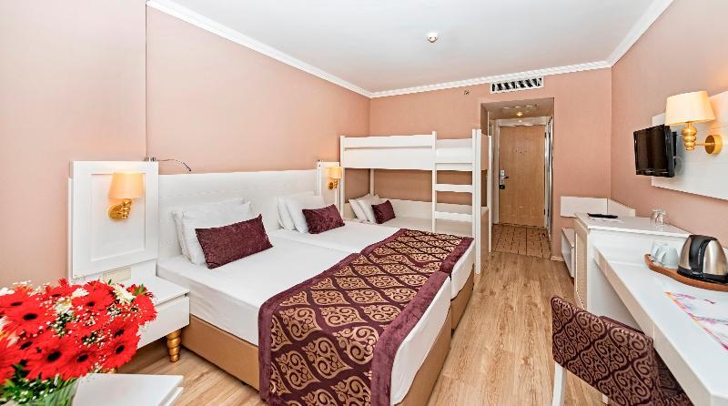 Serenis Resort 5*
